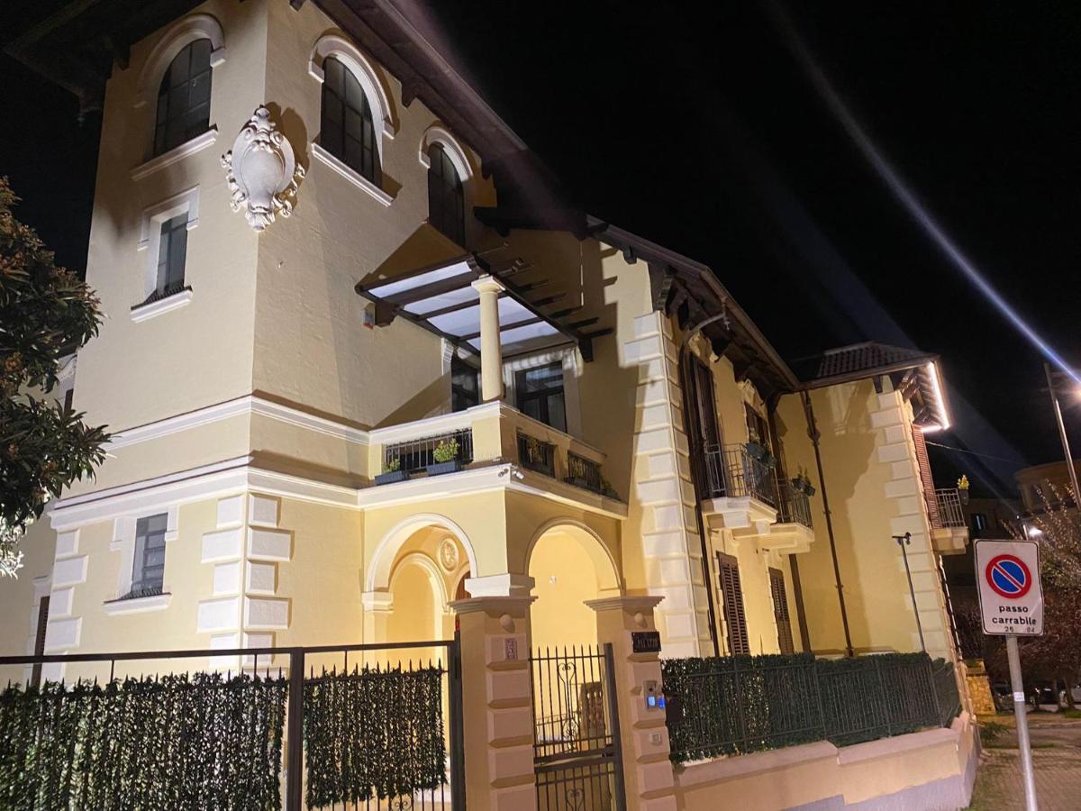 Il Palazzo - Luxury Home & Event Cosenza Exterior photo